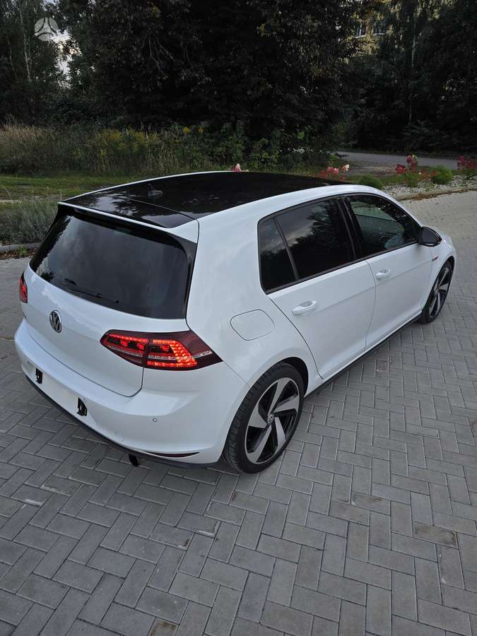 Volkswagen Golf, 2.0 l., Хэтчбек