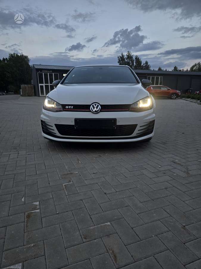 Volkswagen Golf, 2.0 l., hatchback