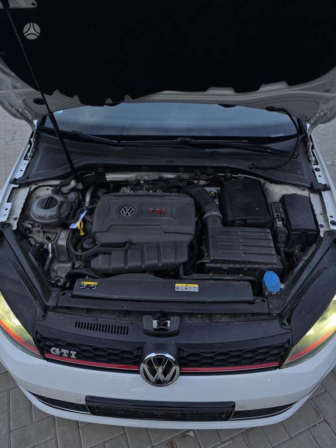 Volkswagen Golf, 2.0 l., Хэтчбек