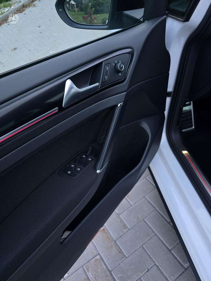 Volkswagen Golf, 2.0 l., Хэтчбек
