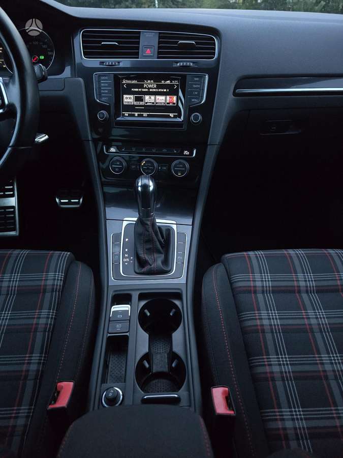 Volkswagen Golf, 2.0 l., hatchback