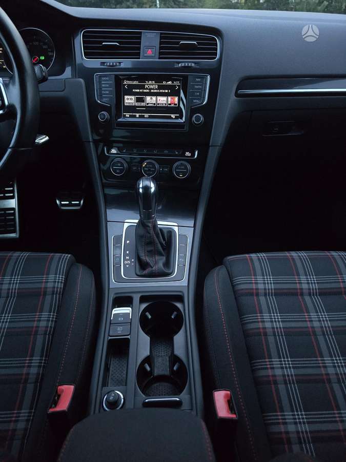 Volkswagen Golf, 2.0 l., Хэтчбек