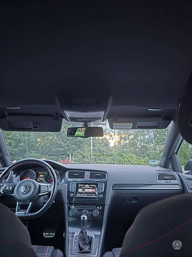 Volkswagen Golf, 2.0 l., hatchback