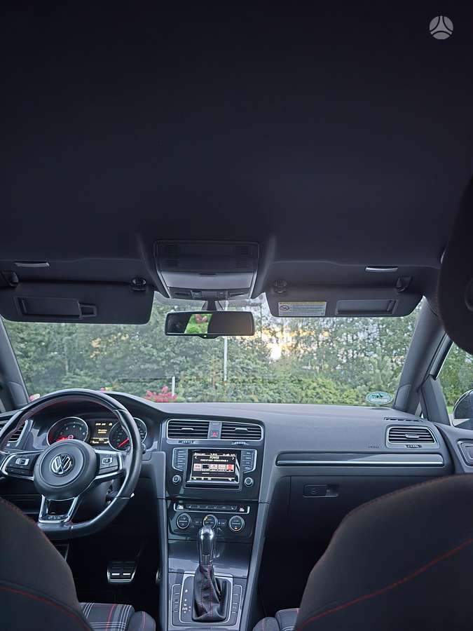 Volkswagen Golf, 2.0 l., Хэтчбек