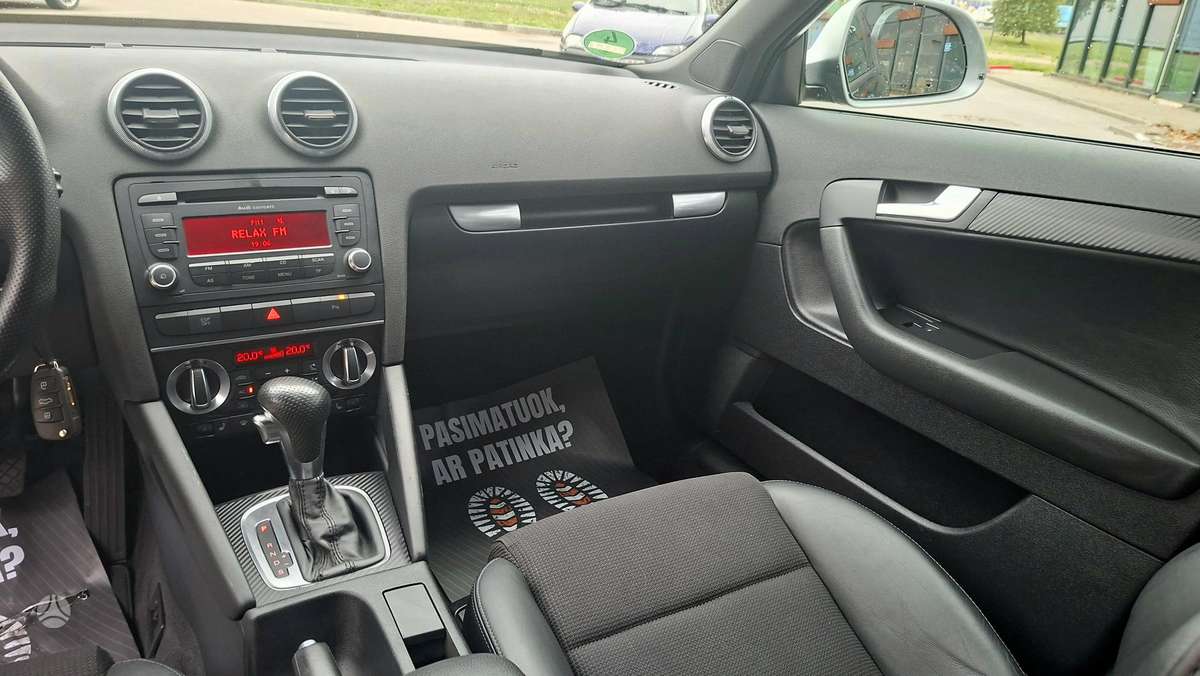Audi A3, 1.8 l., Хэтчбек