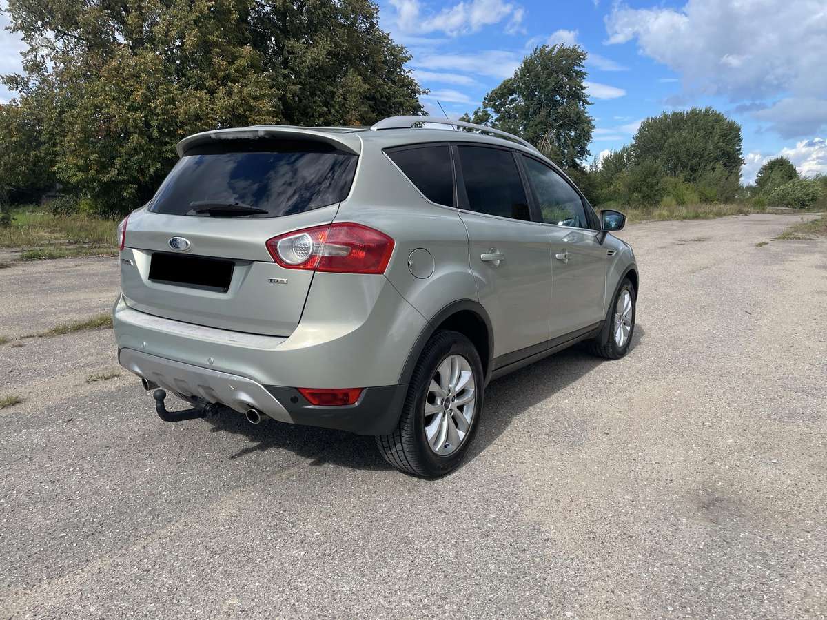 Ford Kuga - 5