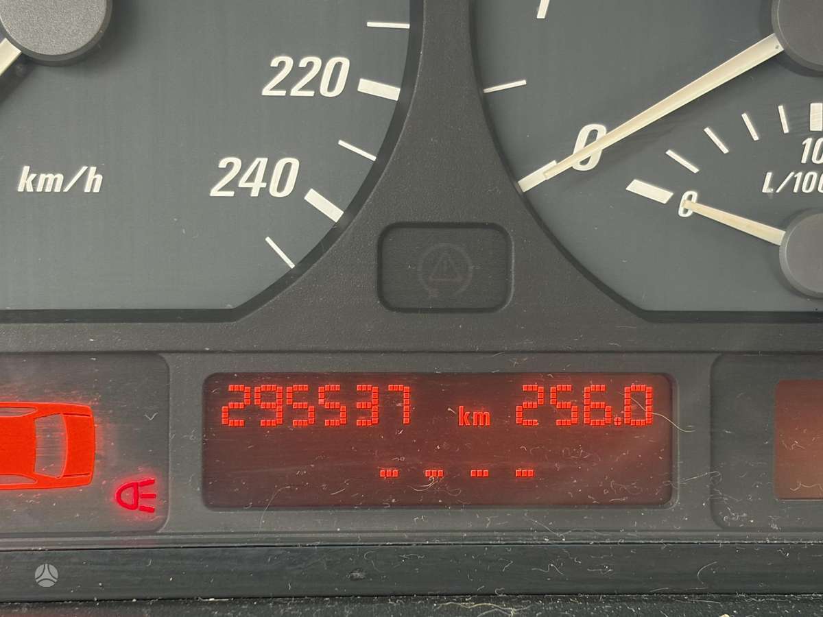 BMW 323, 2.5 l., coupe