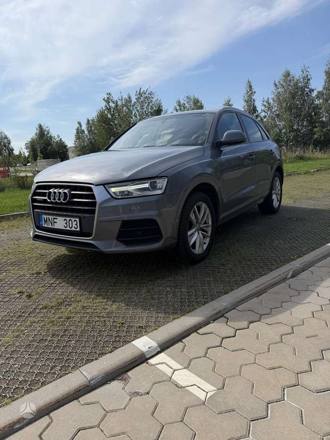 Audi Q3, 2.0 l., mpv / minivan
