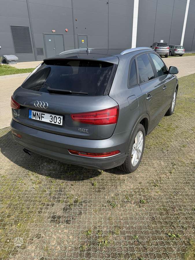 Audi Q3, 2.0 l., mpv / minivan