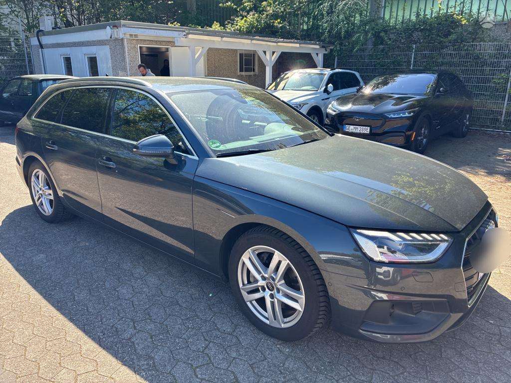 Audi A4, 2.0 l., Универсал