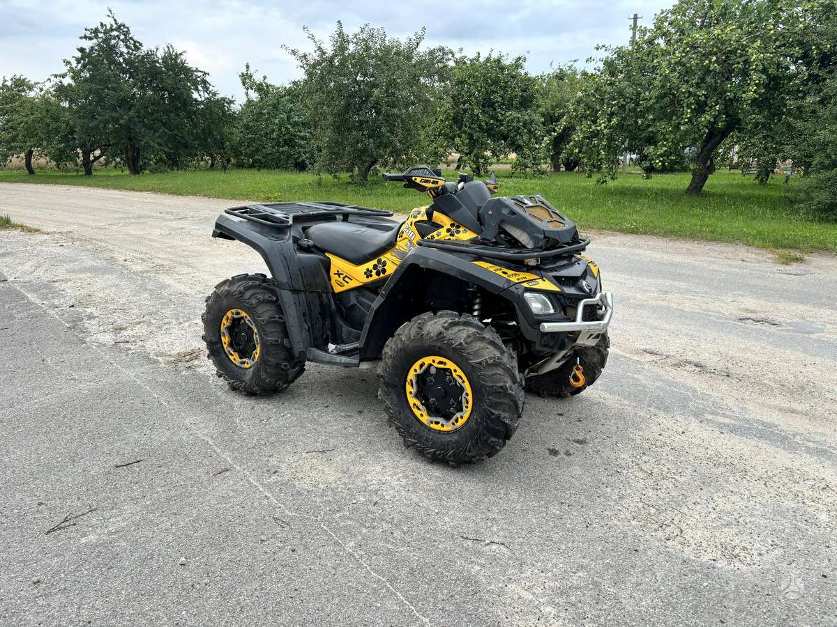 Can-Am Outlander 800cc, квадроциклы