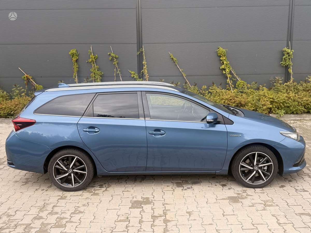 Toyota Auris - 7