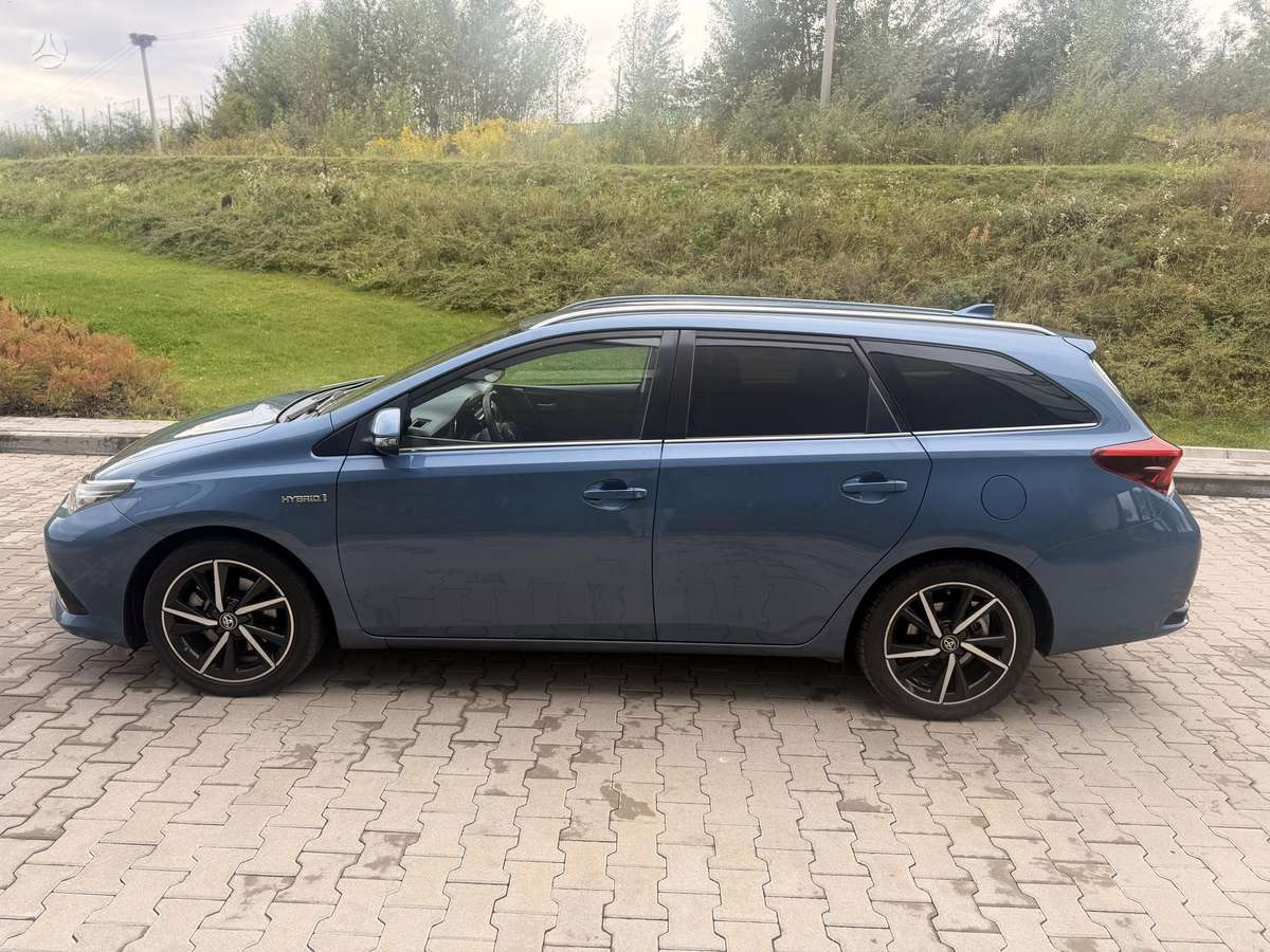 Toyota Auris - 12