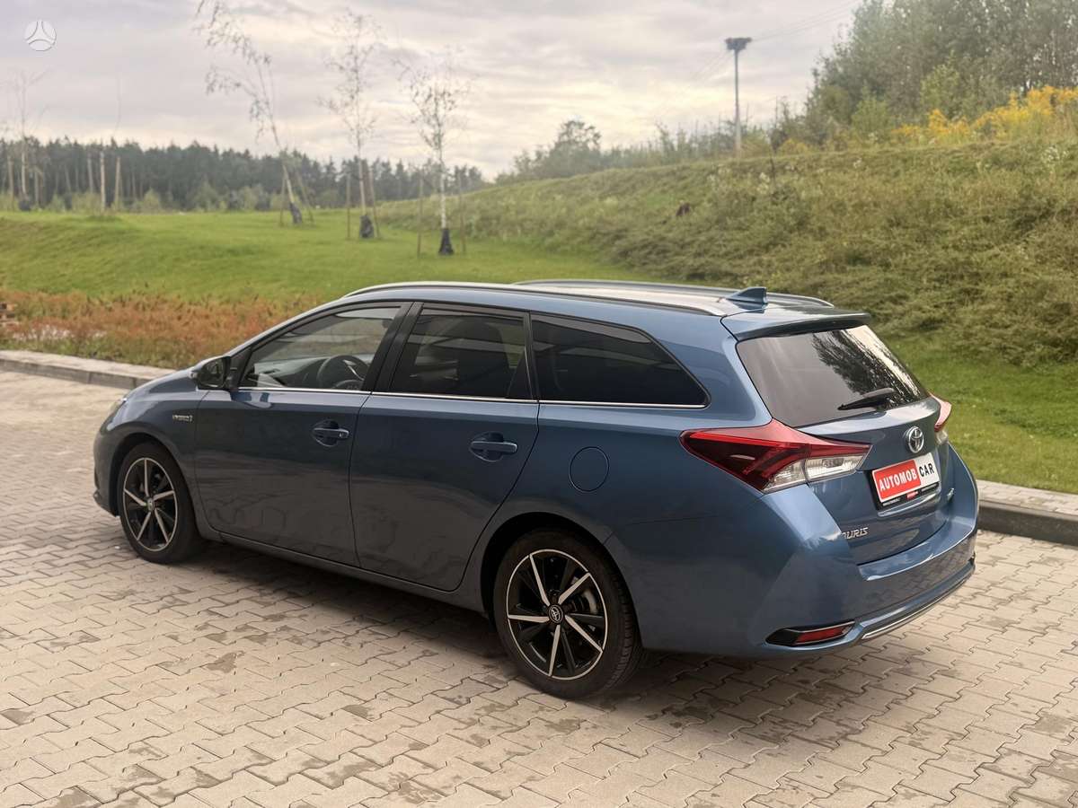 Toyota Auris - 11