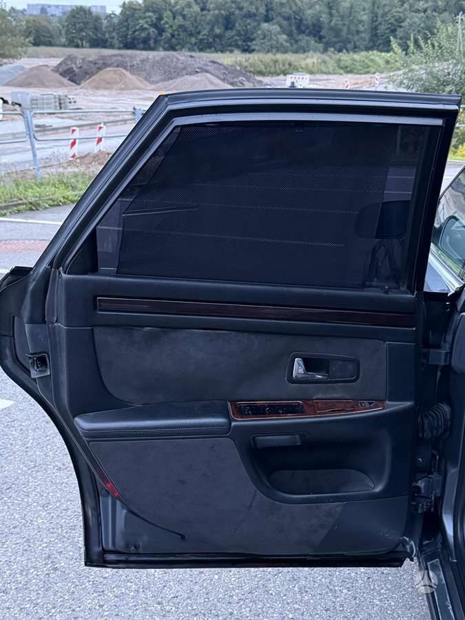 Audi A8, 2.5 l., sedanas