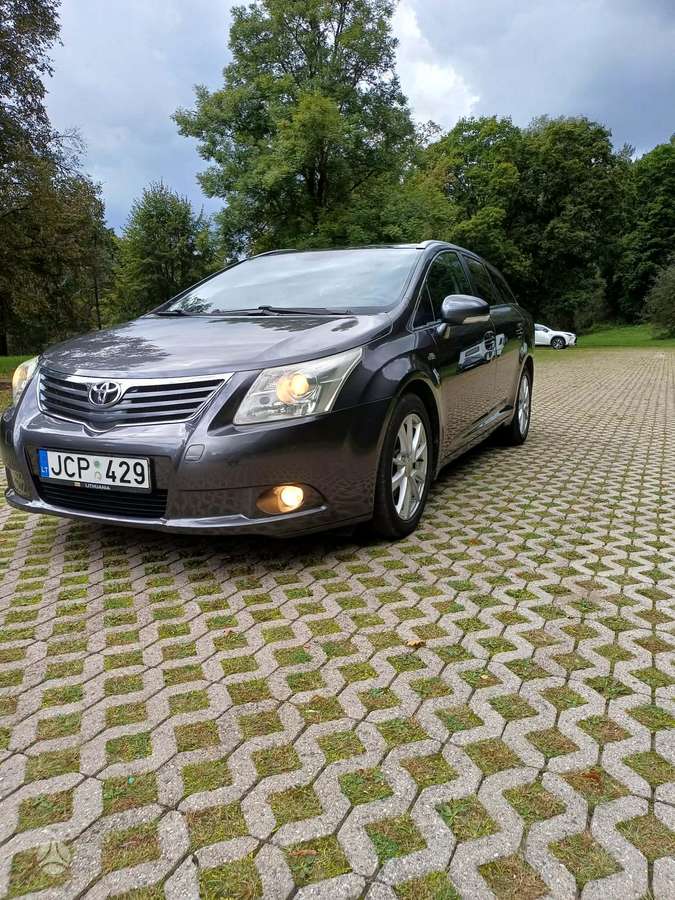 Toyota Avensis - 3