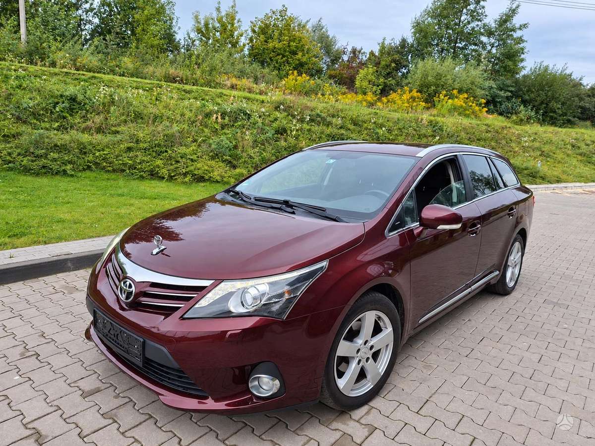 Toyota Avensis, 2.0 l., Универсал