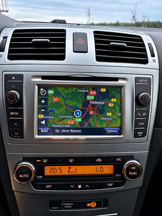 Toyota Avensis, 2.0 l., Универсал