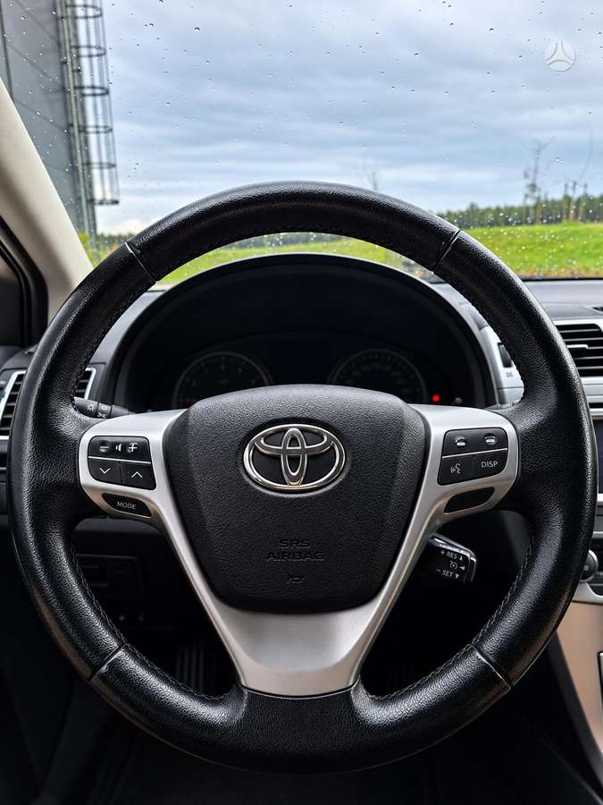 Toyota Avensis, 2.0 l., Универсал
