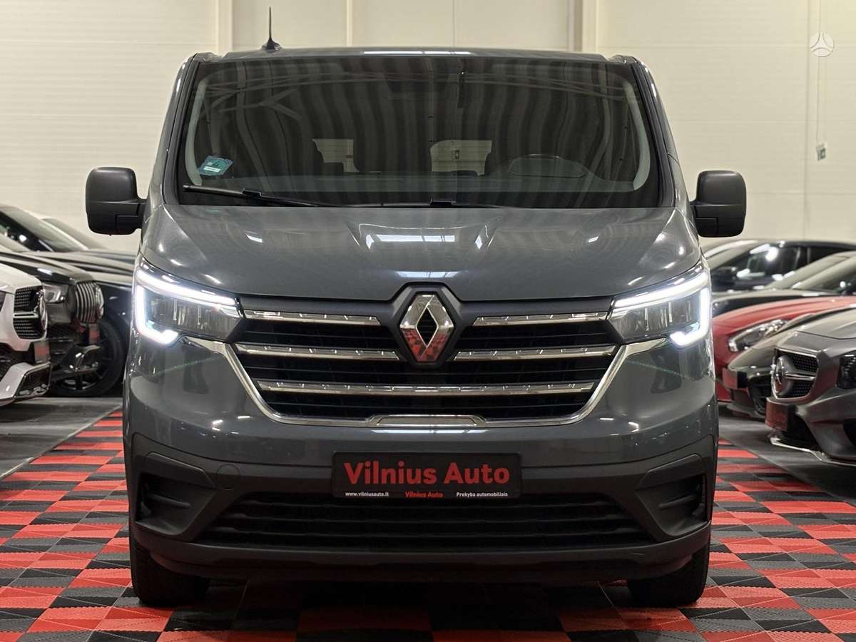 Renault Trafic - 2