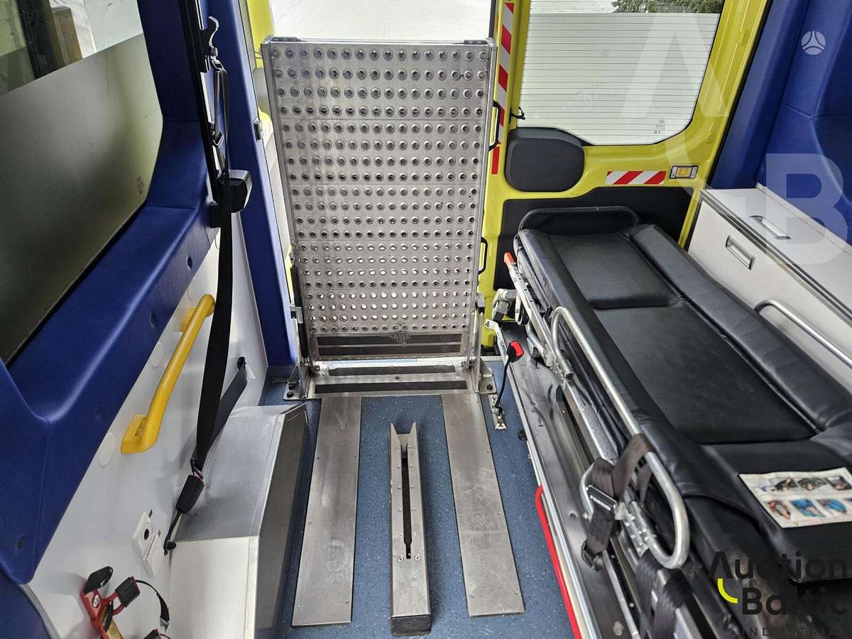 Ford Transit, автомобили скорой помощи