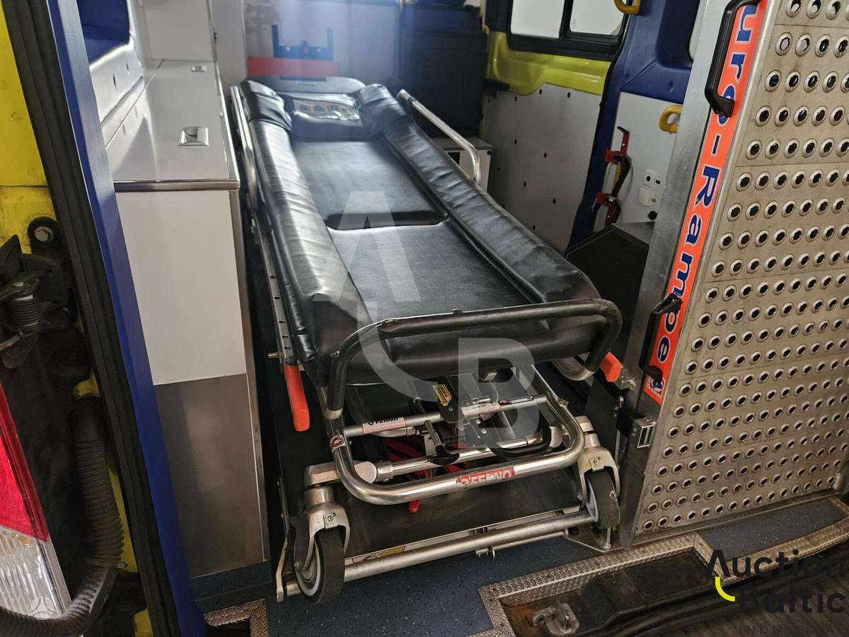 Ford Transit, автомобили скорой помощи