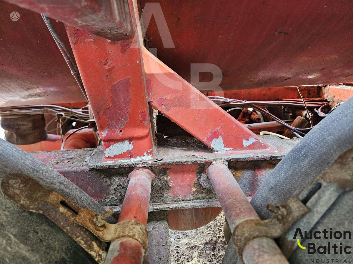 -Kita- Goch, цистерны