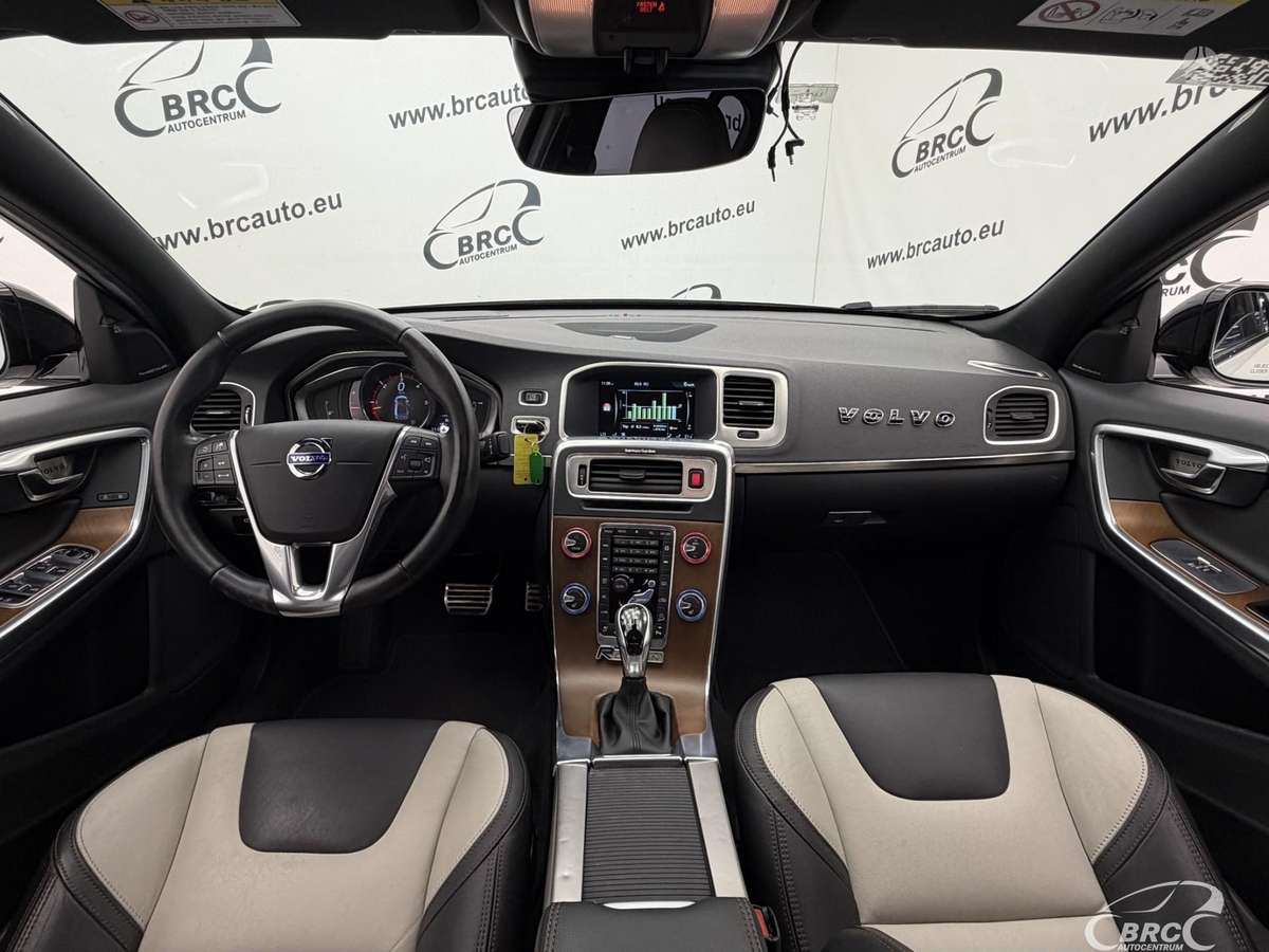 Volvo S60 Cross Country, 2.4 l., Седан