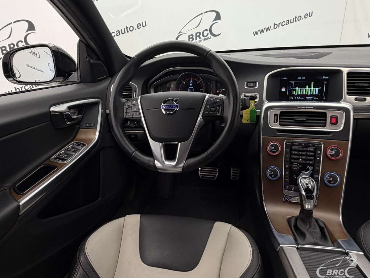 Volvo S60 Cross Country, 2.4 l., Седан