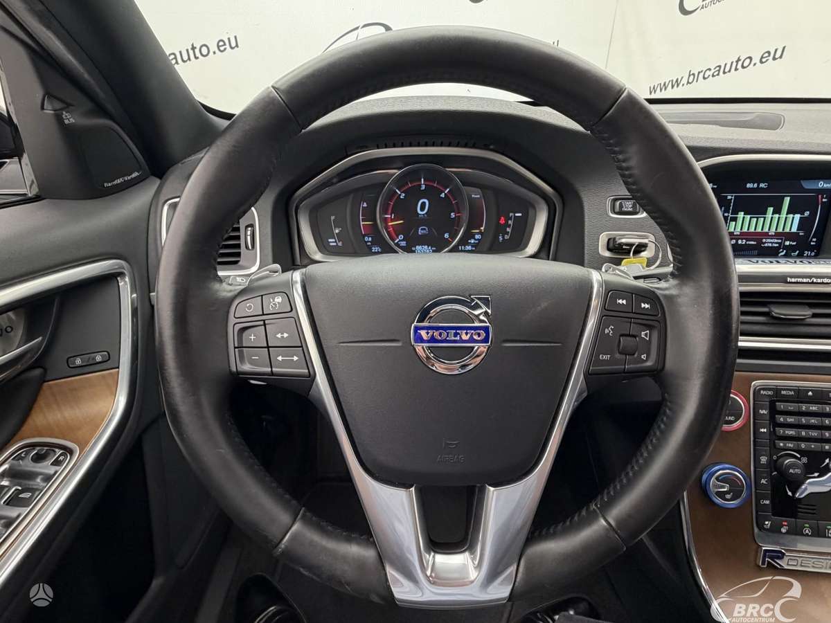 Volvo S60 Cross Country, 2.4 l., Седан
