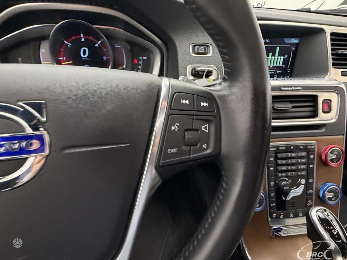 Volvo S60 Cross Country, 2.4 l., Седан