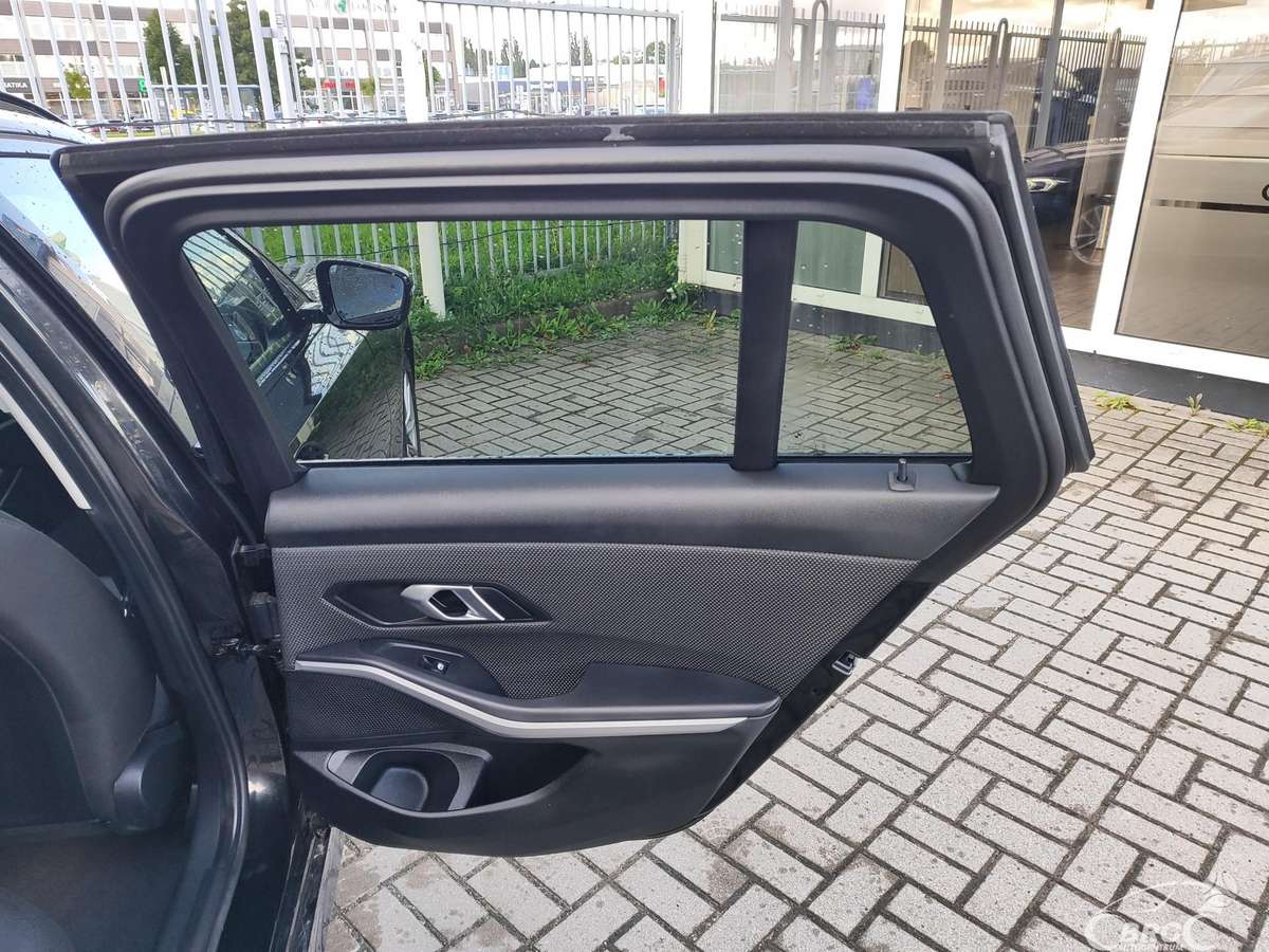 BMW 318, 2.0 l., Универсал