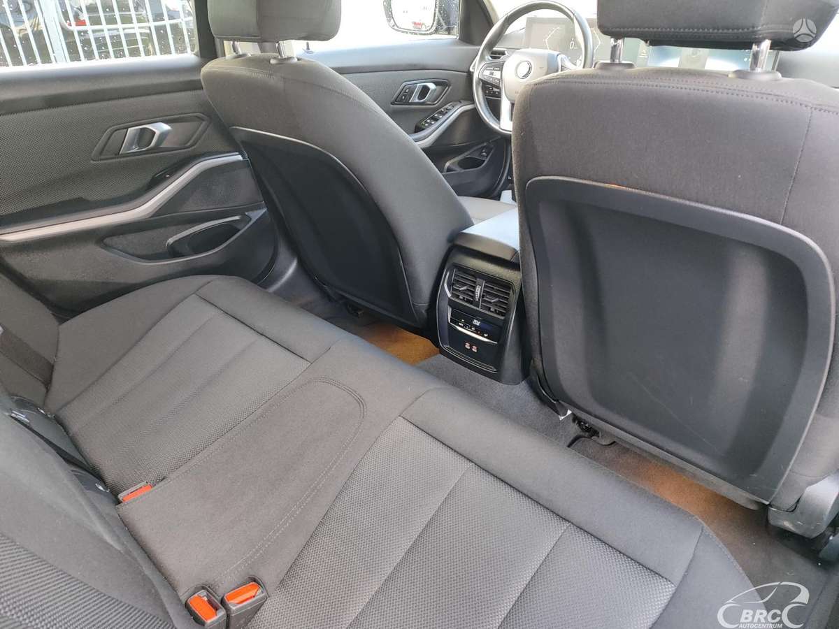 BMW 318, 2.0 l., Универсал