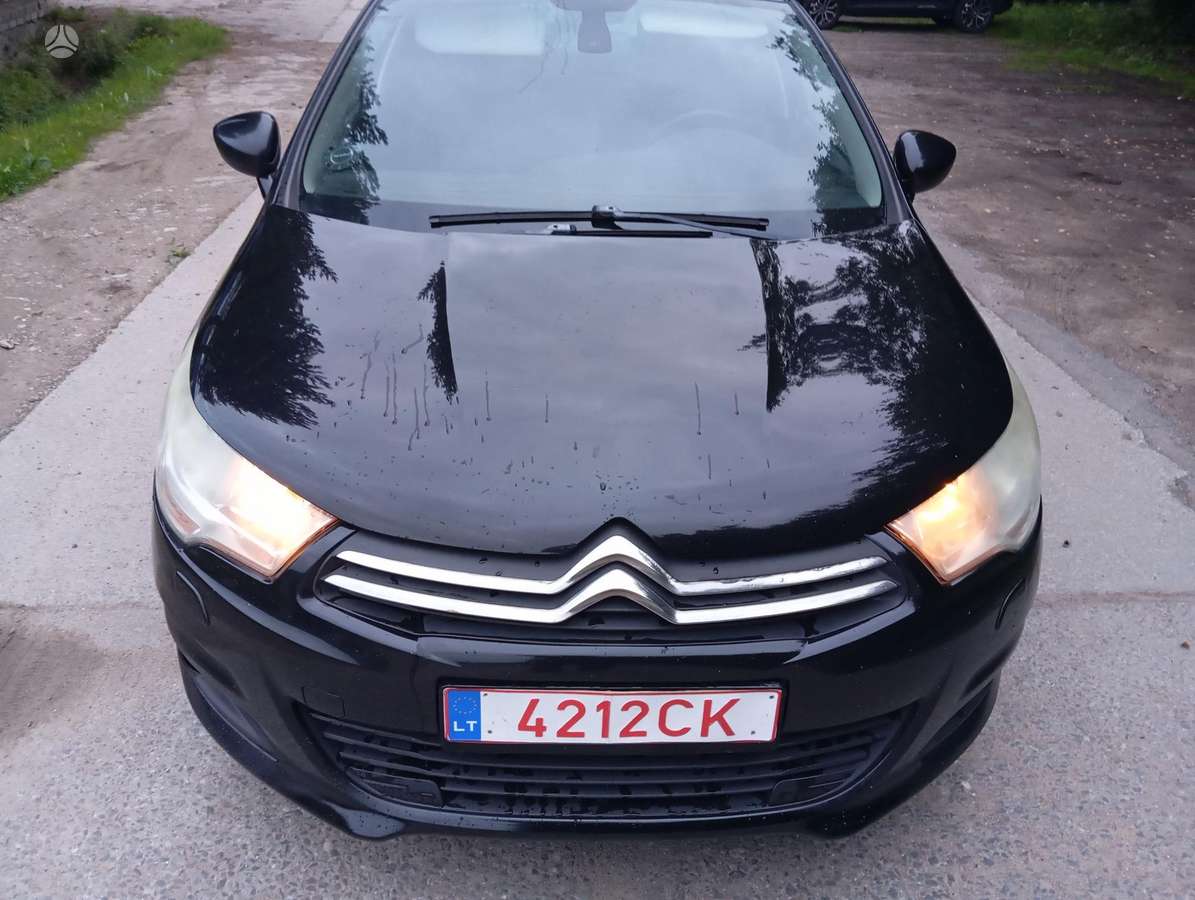 Citroen C4, 1.6 l., hatchback