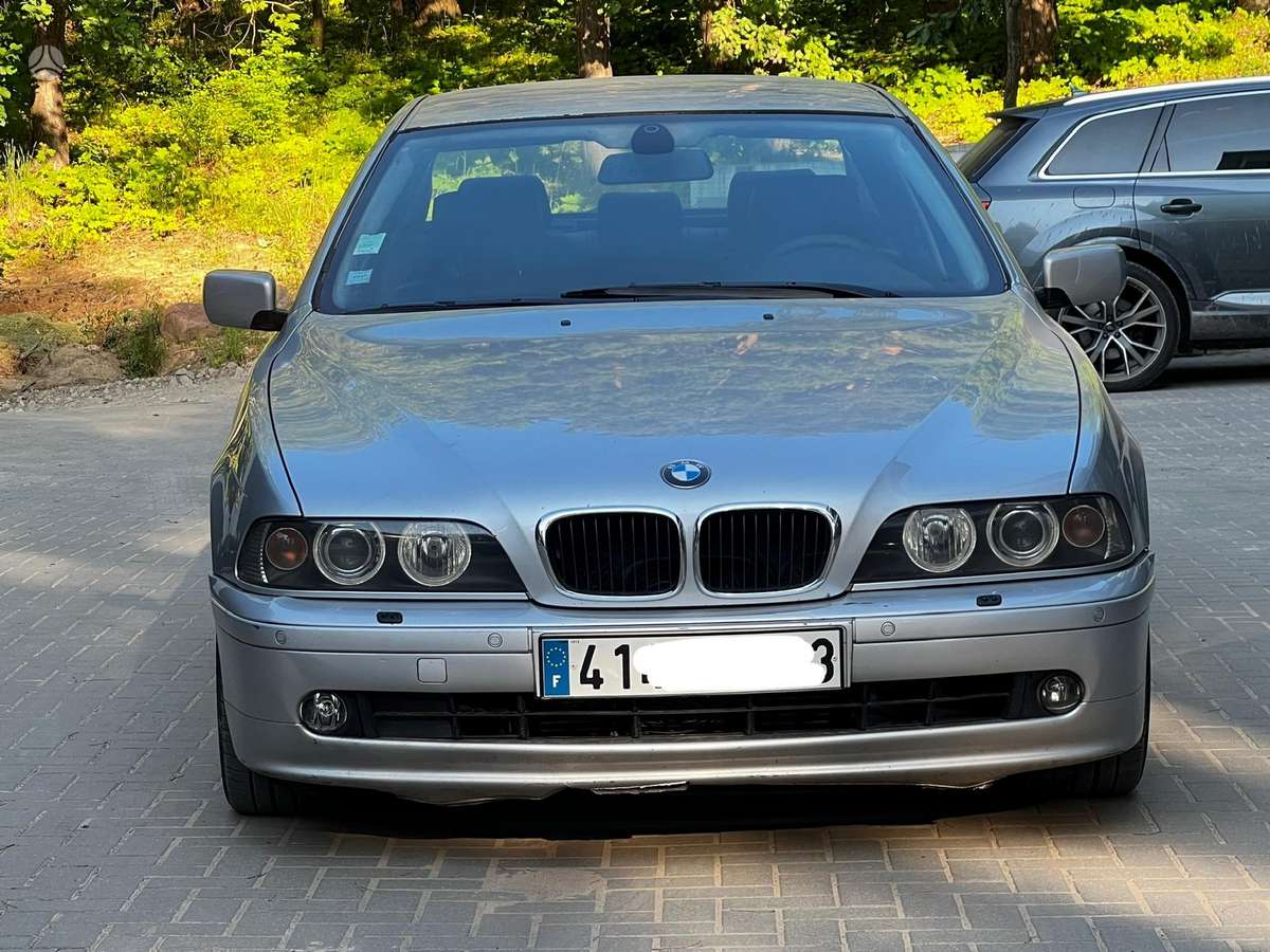 BMW 530, 2.9 l., Седан