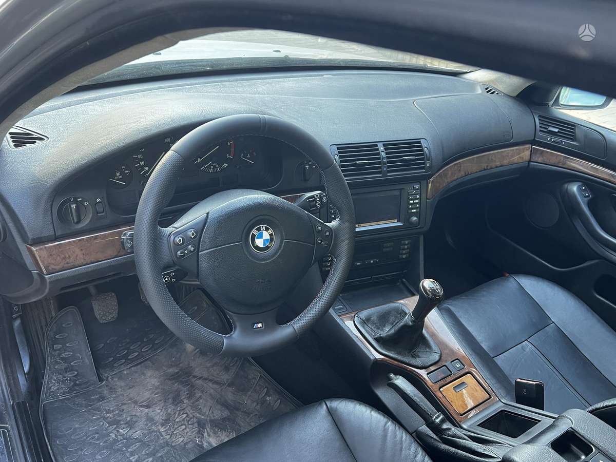 BMW 530, 2.9 l., Седан
