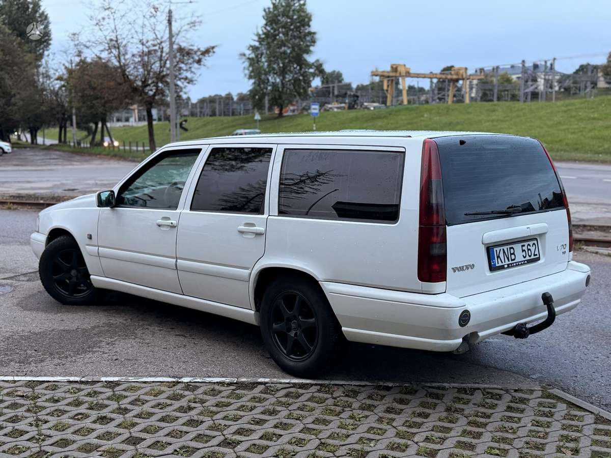Volvo V70, 2.5 l., Универсал