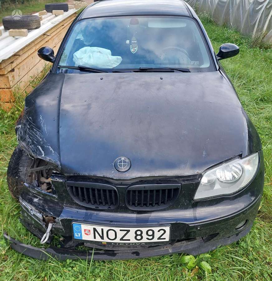 BMW 116, 1.6 l., Хэтчбек