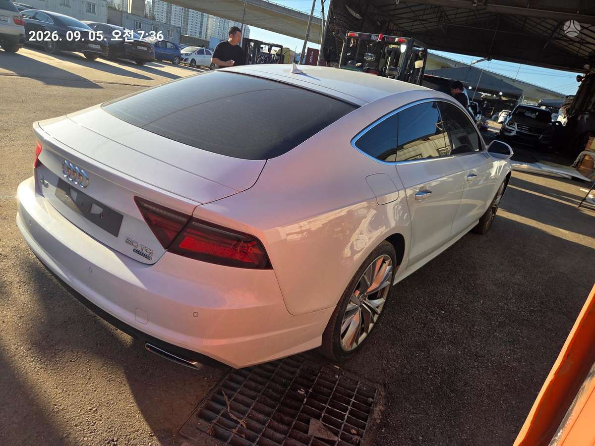 Audi A7, hatchback