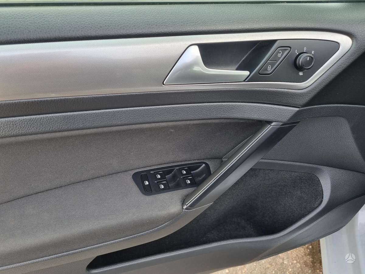 Volkswagen Golf, 1.6 l., Универсал