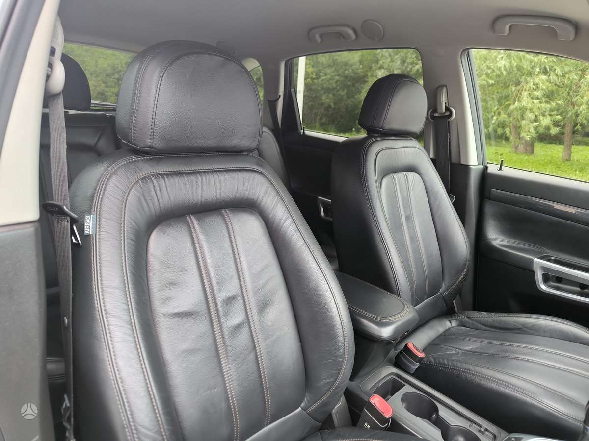 Opel Antara, 2.2 l., Внедорожник / Кроссовер