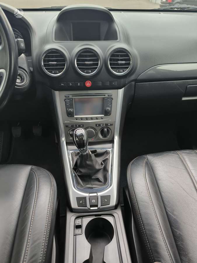 Opel Antara, 2.2 l., Внедорожник / Кроссовер