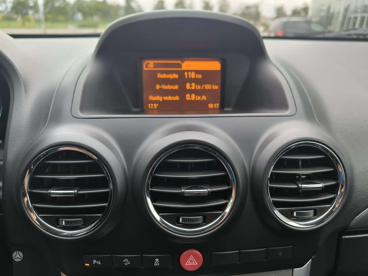 Opel Antara, 2.2 l., Внедорожник / Кроссовер