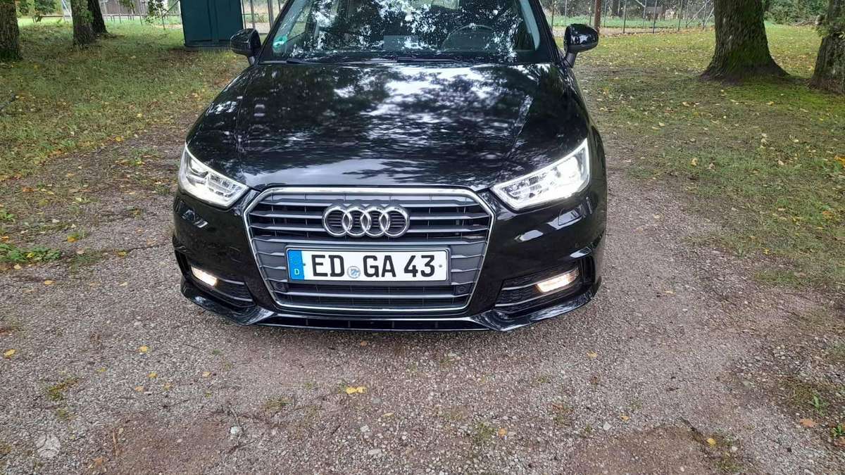 Audi A1 Sportback, 1.0 l., hatchback
