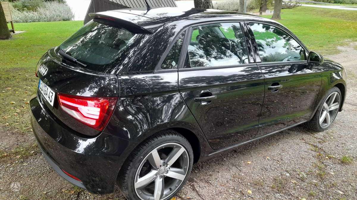 Audi A1 Sportback, 1.0 l., hatchback