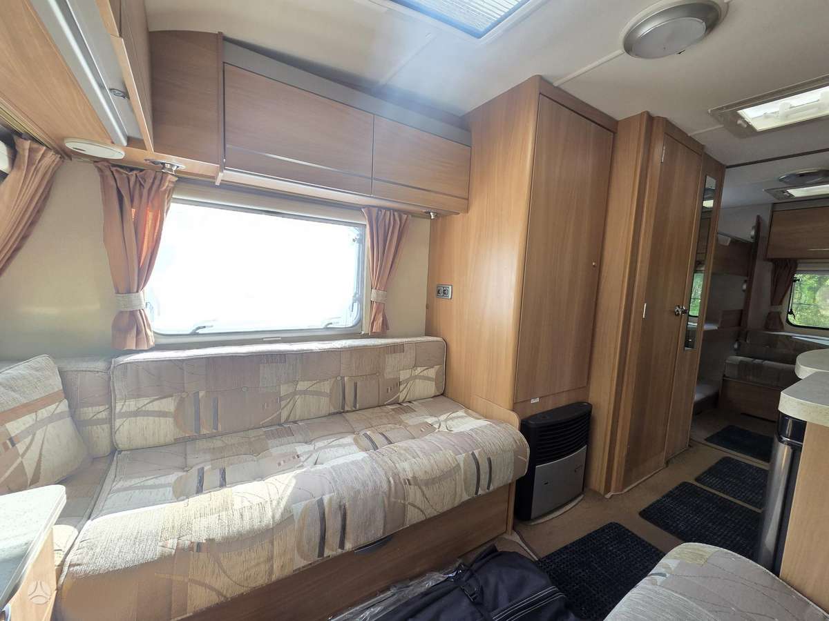Ace Major, caravans