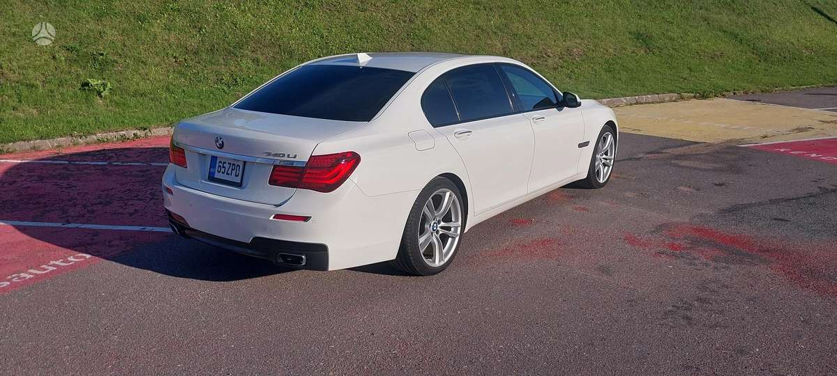 BMW 740, 3.0 l., Седан