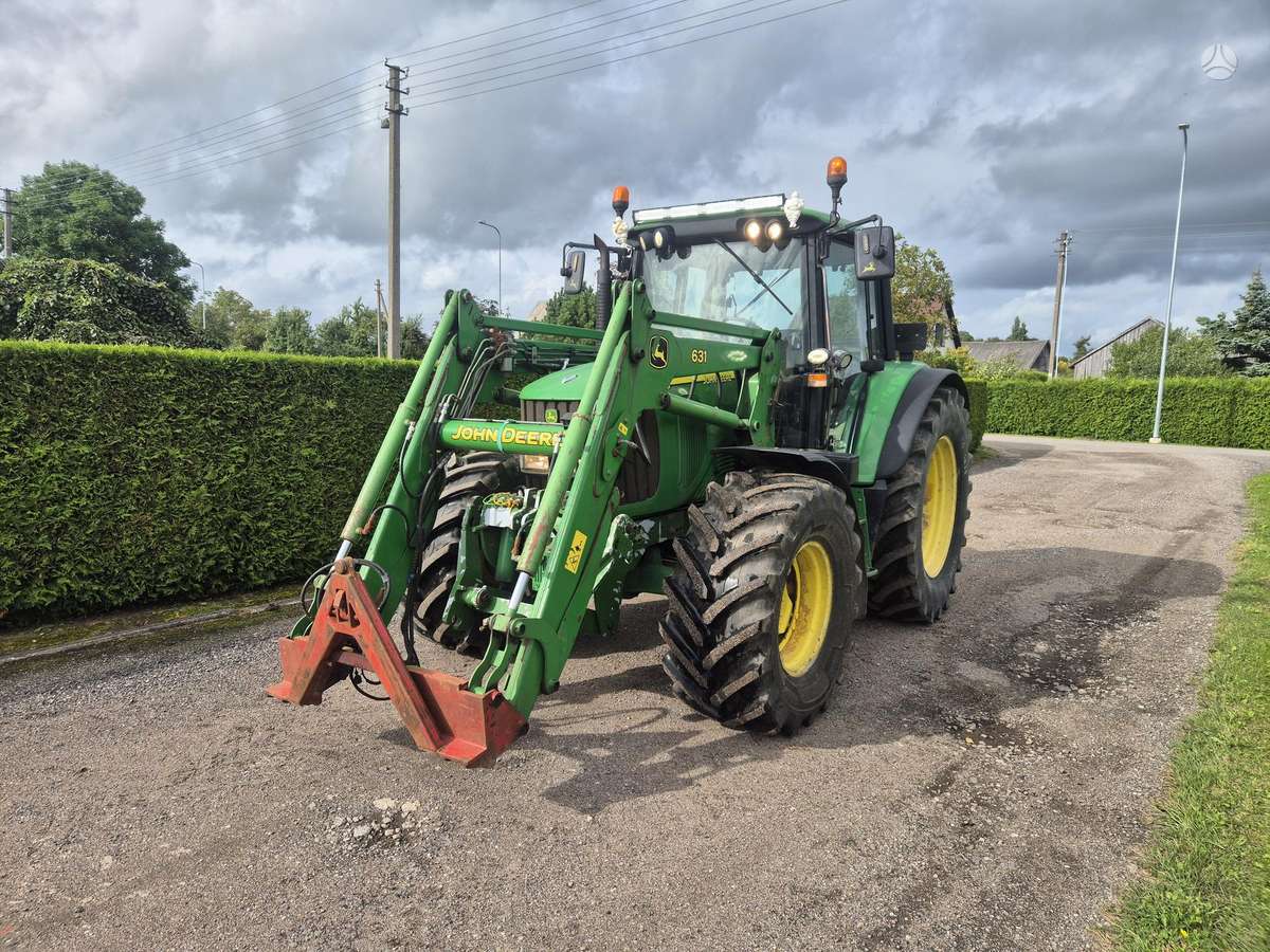 John Deere 6320 / 6430, traktoriai