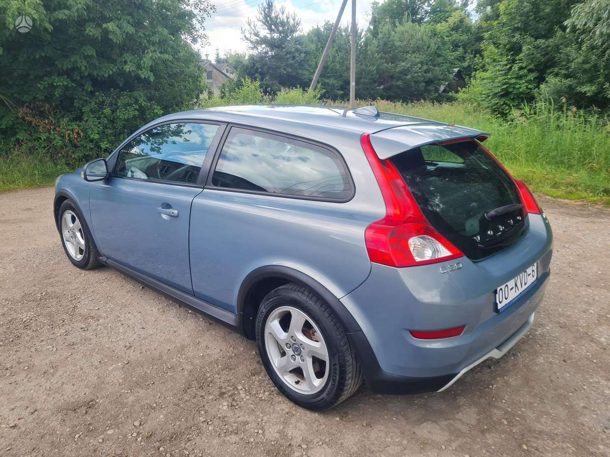 Volvo C30, 1.6 l., hatchback