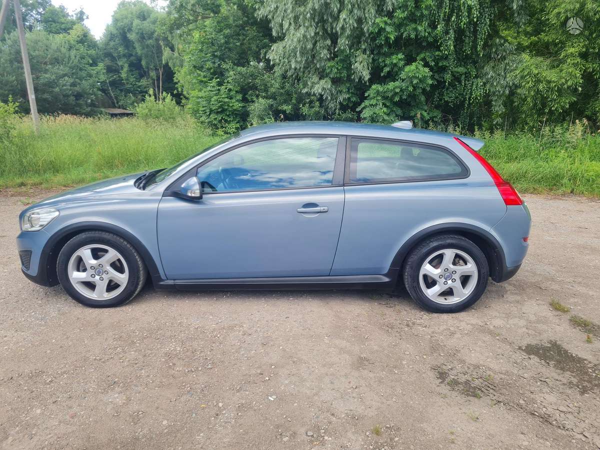 Volvo C30, 1.6 l., hatchback